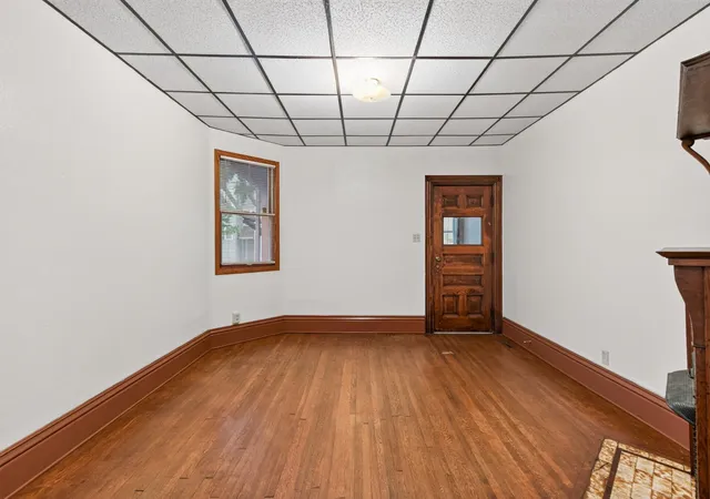 Photo 4 of House for sale at 446 Virginia St, Saint Paul, MN 55103 | MLS# 7124151 | Listing updated on 2026-09-10