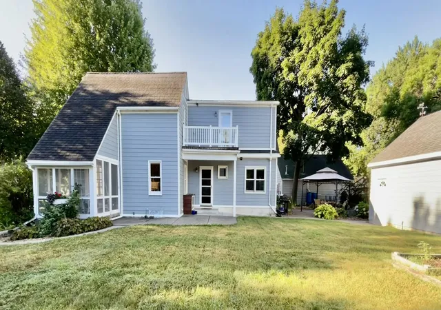 Photo 4 of Single Family Residence at 2714 Mckinley St NE, Minneapolis, MN 55418 | MLS# 7124203 |  | Sold on 2026-09-30