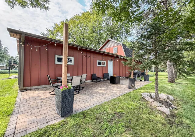 Photo 3 of Single family home for sale at 1301 N 9th Street, Olivia, MN 56277 | MLS# 7124572 | Listing updated on 2026-09-15