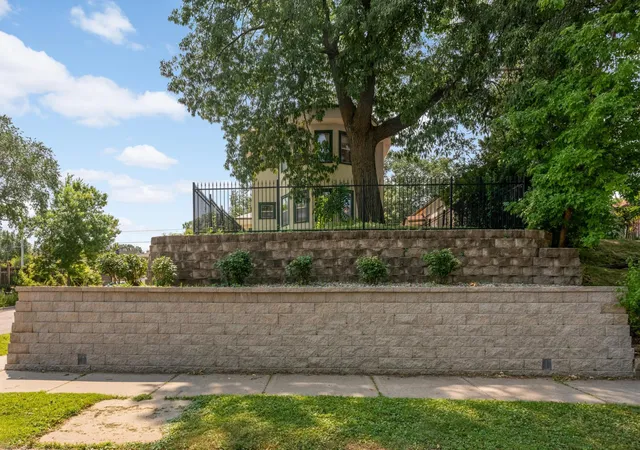 Photo 2 of House for sale at 51 Albert St S, Saint Paul, MN 55105 | MLS# 7124653 | Listing updated on 2026-10-03