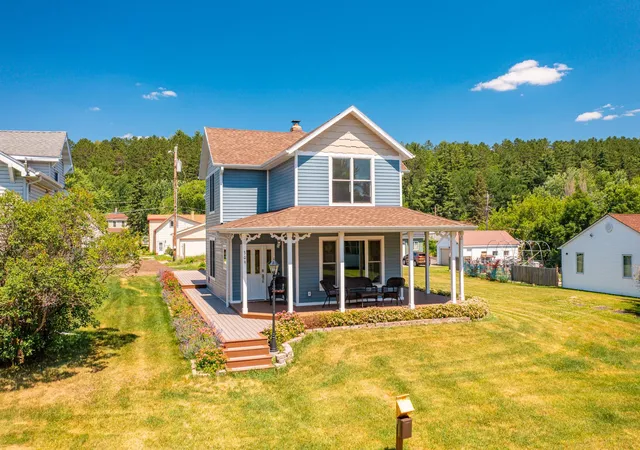 Photo 4 of Single family home for sale at 309 2nd Street N, Tower, MN 55790 | MLS# 7124759 | Listing updated on 2026-09-11