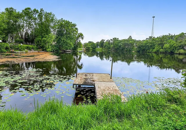 Photo 2 of Sale Pending at 309 2nd Avenue Se, New London, MN 56273 | MLS# 7124869 | Listing updated on 2026-09-11
