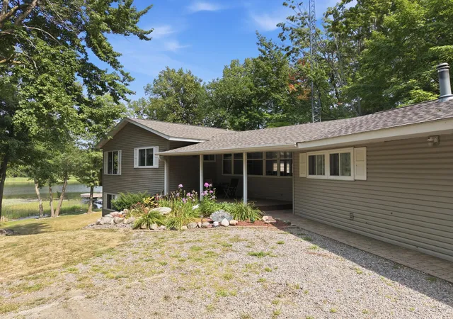 Photo 4 of Single family home for sale at 30802 Rock Hl Dr, Cushing, MN 56443 | MLS# 7124984 | Listing updated on 2026-09-10