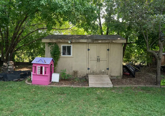 Photo 49 of Single family home for sale at 2027 Northwood Dr, Saint Paul, MN 55109 | MLS# 7125004 | Listing updated on 2026-10-05