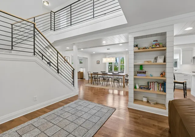 Photo 2 of Single family home for sale at 3844 Xerxes Ave S, Minneapolis, MN 55410 | MLS# 7125022 | Listing updated on 2026-09-10