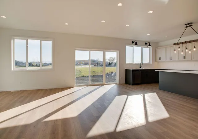 Photo 3 of Single family home for sale at 7025 Selkirk Dr S, Fargo, ND 58104 | MLS# 7125096 | Listing updated on 2026-09-15