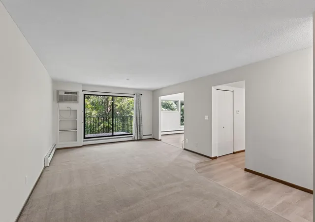 Photo 4 of Condo for sale at 12600 Parkwood Dr #110, Burnsville, MN 55337 | MLS# 7125144 | Listing updated on 2026-10-06