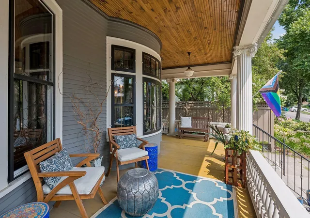 Photo 3 of Sale Pending at 1906 Emerson Ave S, Minneapolis, MN 55403 | MLS# 7125146 | Listing updated on 2026-09-14