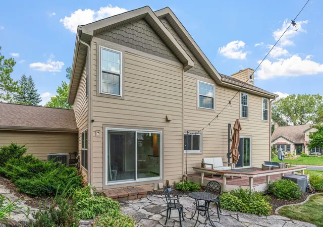 Photo 4 of Sale Pending at 13547 Essex Ct, Eden Prairie, MN 55347 | MLS# 7125173 | Listing updated on 2026-09-11