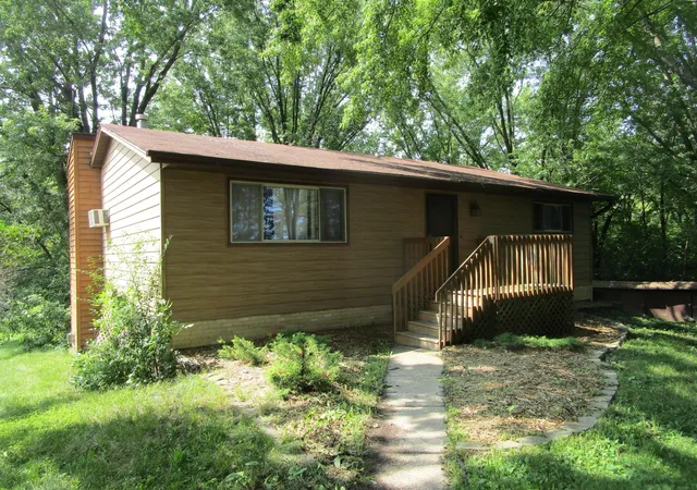 Photo 1 of Single family home for sale at 647 Stagecoach Rd, Mantorville, MN 55955 | MLS# 7125178 | Listing updated on 2026-09-11