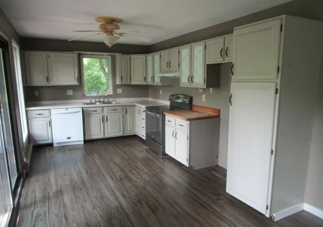 Photo 3 of Single family home for sale at 647 Stagecoach Rd, Mantorville, MN 55955 | MLS# 7125178 | Listing updated on 2026-09-11