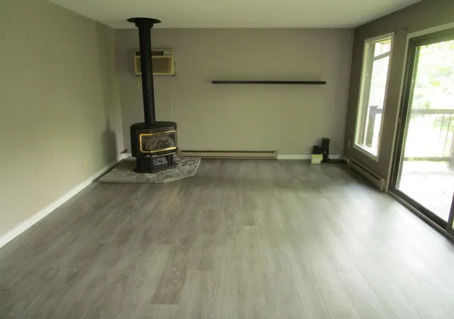 Photo 3 of Single family home for sale at 647 Stagecoach Rd, Mantorville, MN 55955 | MLS# 7125178 | Listing updated on 2026-09-11