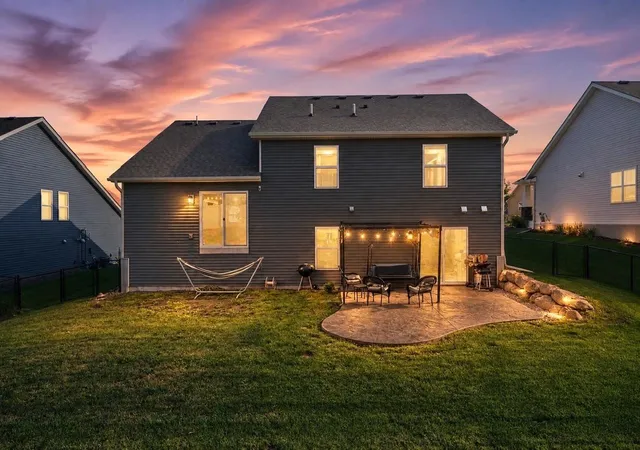 Photo 1 of Single family home for sale at 7737 205th St W, Lakeville, MN 55044 | MLS# 7125189 | Listing updated on 2026-09-11