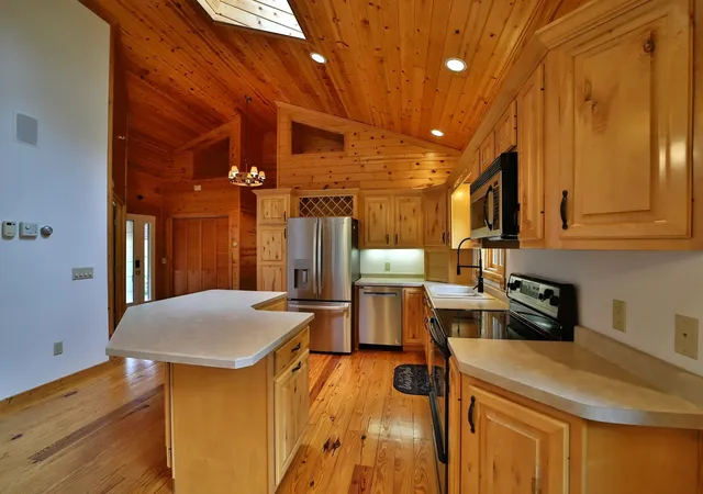 Photo 3 of Sale Pending at 39916 Par West Dr, Emily, MN 56447 | MLS# 7125200 | Listing updated on 2026-09-11