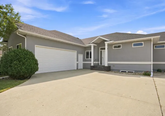 Photo 1 of Single family home for sale at 715 Northridge Way, West Fargo, ND 58078 | MLS# 7125216 | Listing updated on 2026-09-24
