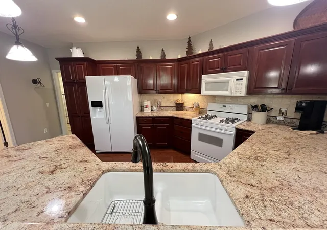 Photo 3 of Sale Pending at 7207 W 144th Street, Savage, MN 55378 | MLS# 7125298 | Listing updated on 2026-09-12