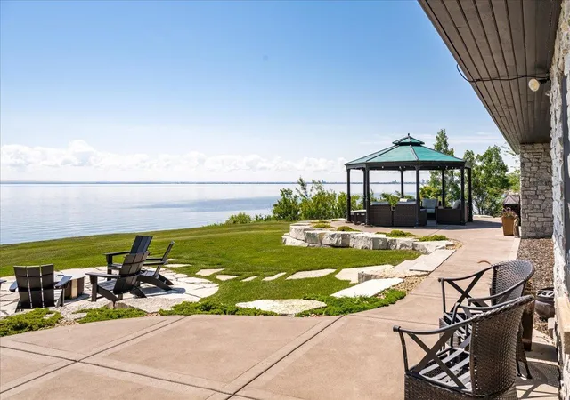 Photo 2 of Single family home for sale at 2836 London Rd, Duluth, MN 55804 | MLS# 7125527 | Listing updated on 2026-09-11