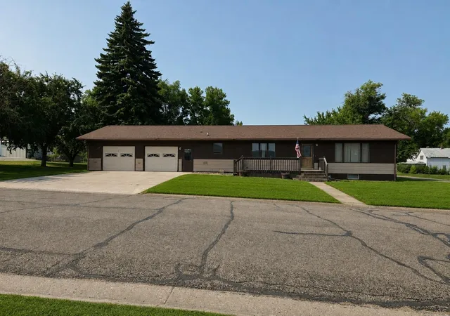 Photo 1 of Single family home for sale at 121 & 407 4th & 2nd St Ave, Milnor, ND 58060 | MLS# 7125541 | Listing updated on 2026-09-08