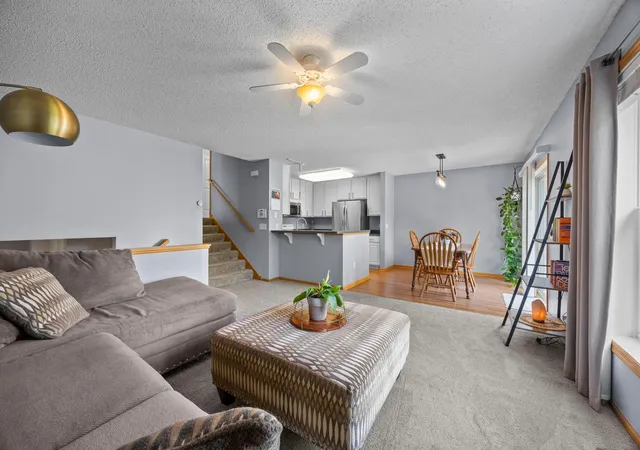 Photo 3 of Single family home for sale at 5038 Bluff Hts Trl SE, Prior Lake, MN 55372 | MLS# 7125594 | Listing updated on 2026-09-12