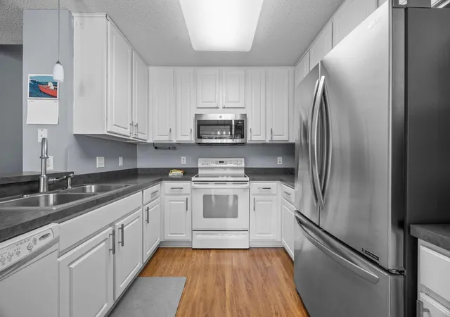 Photo 4 of Single family home for sale at 5038 Bluff Hts Trl SE, Prior Lake, MN 55372 | MLS# 7125594 | Listing updated on 2026-09-12