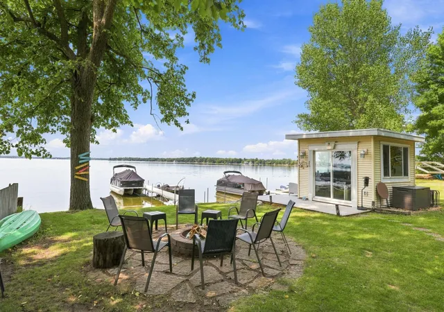 Photo 2 of Single family home for sale at 1244 E Shore Dr, Detroit Lakes, MN 56501 | MLS# 7125622 | Listing updated on 2026-09-15