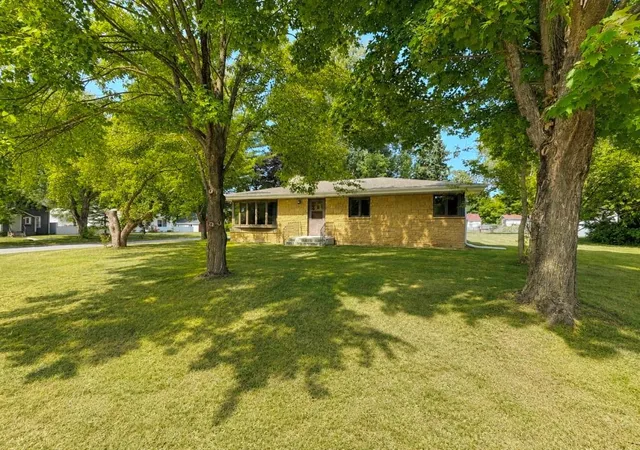 Photo 1 of Single family home for sale at 515 Nw 6th Street, Grand Rapids, MN 55744 | MLS# 7125914 | Listing updated on 2026-09-10