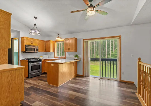 Photo 4 of Single family home for sale at 3089 320th Avenue NW, Cambridge, MN 55008 | MLS# 7125928 | Listing updated on 2026-09-11