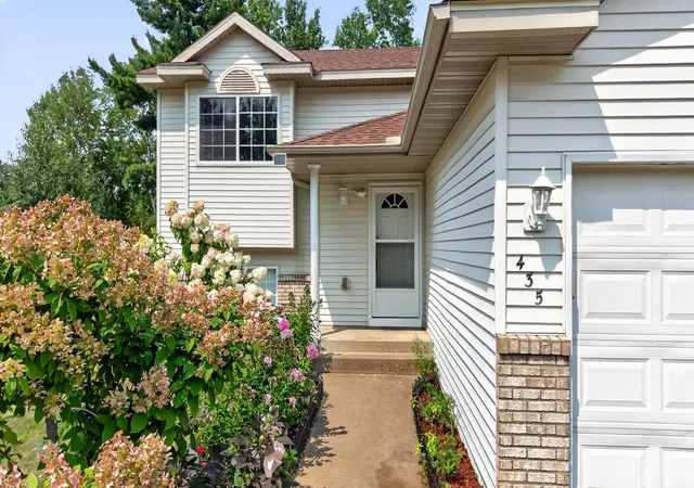 Photo 1 of Single family home for sale at 435 8th Avenue Ne, Pine City, MN 55063 | MLS# 7126034 | Listing updated on 2026-09-11
