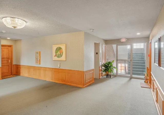Photo 3 of Condo for sale at 6300 Xerxes Ave S #31, Edina, MN 55423 | MLS# 7126041 | Listing updated on 2026-09-10