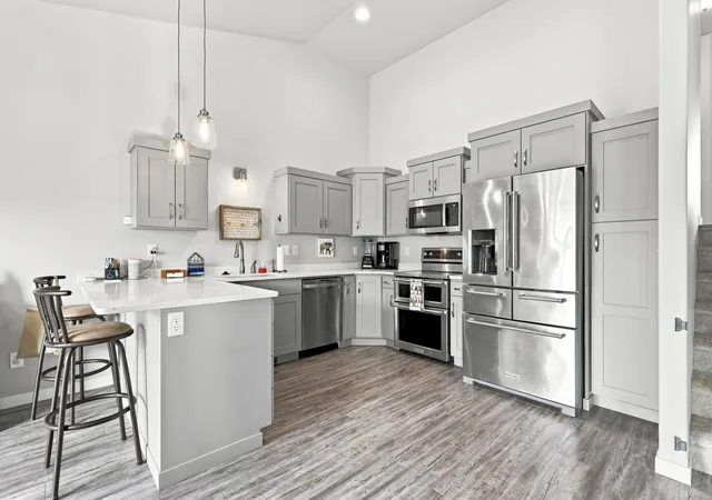 Photo 3 of Sale Pending at 935 Eaglewood Ave W, West Fargo, ND 58078 | MLS# 7126173 | Listing updated on 2026-09-13