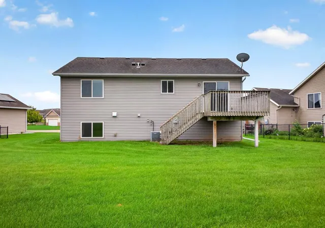 Photo 3 of Sale Pending at 4569 Arctic Fox Rd NW, Rochester, MN 55901 | MLS# 7126177 | Listing updated on 2026-10-05