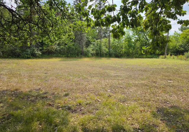 Photo 3 of Sale Pending at 41278 Oak St, North Branch, MN 55056 | MLS# 7126197 | Listing updated on 2026-09-10