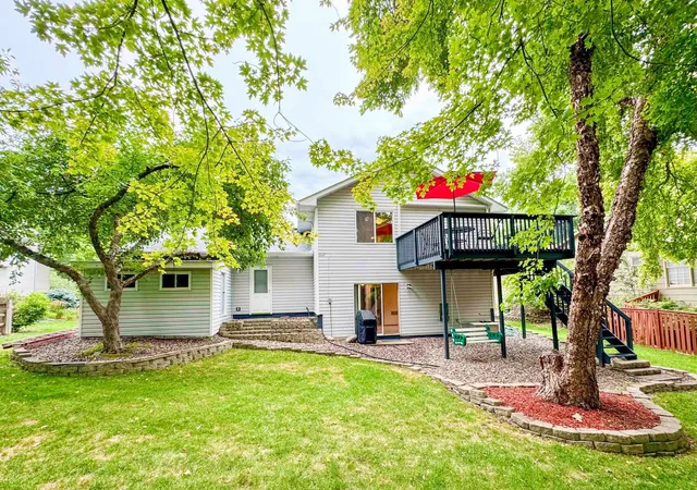 Photo 2 of Single family home for sale at 14790 40th Avenue N, Minneapolis, MN 55446 | MLS# 7126290 | Listing updated on 2026-09-11