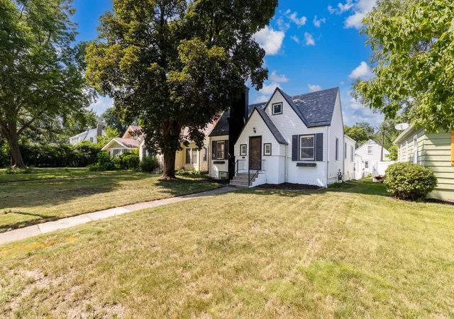 Photo 1 of Sale Pending at 5904 Minnetonka Blvd, Minneapolis, MN 55416 | MLS# 7126369 | Listing updated on 2026-09-13