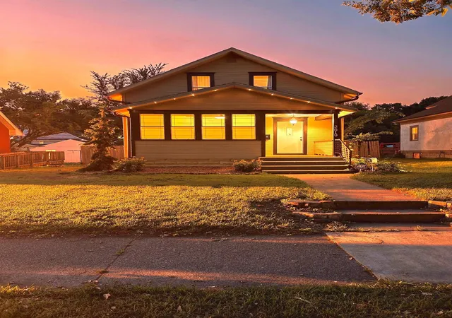 Photo 2 of Single family home for sale at 2619 James Ave N, Minneapolis, MN 55411 | MLS# 7126428 | Listing updated on 2026-09-15