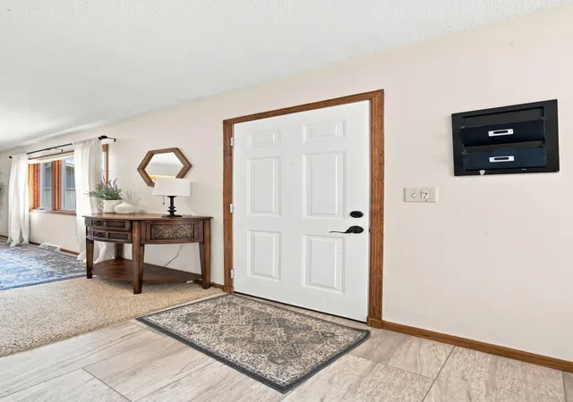 Photo 4 of Sale Pending at 519 Appletree Ln, Moorhead, MN 56560 | MLS# 7126529 | Listing updated on 2026-09-13