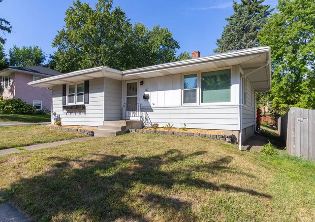 Single family home for sale at 717 Hall Ave, Saint Paul, MN 55107 | MLS# 7126592