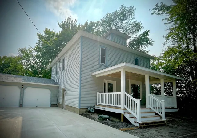 Photo 3 of Single family home for sale at 279 Mckinley St, Emmons, MN 56029 | MLS# 7126667 | Listing updated on 2026-09-14