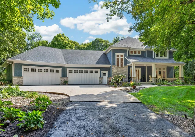 Photo 2 of Single family home for sale at 7381 165th St E, Prior Lake, MN 55372 | MLS# 7126743 | Listing updated on 2026-09-11