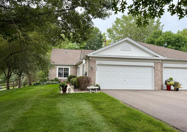 Photo 1 of Single family home for sale at 18699 Kalmar Ct, Lakeville, MN 55044 | MLS# 7126832 | Listing updated on 2026-09-10