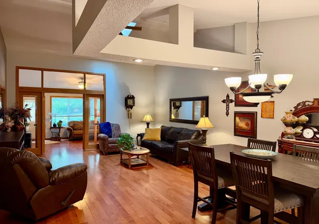 Photo 4 of Single family home for sale at 18699 Kalmar Ct, Lakeville, MN 55044 | MLS# 7126832 | Listing updated on 2026-09-10