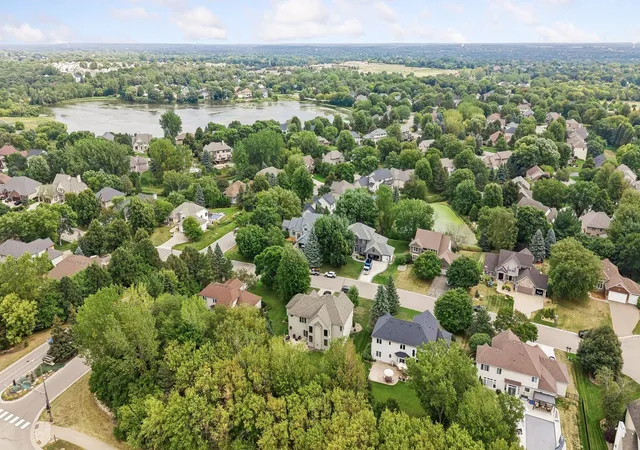 Photo 2 of Single family home for sale at 8053 Enclave Bay, Woodbury, MN 55125 | MLS# 7126947 | Listing updated on 2026-09-17