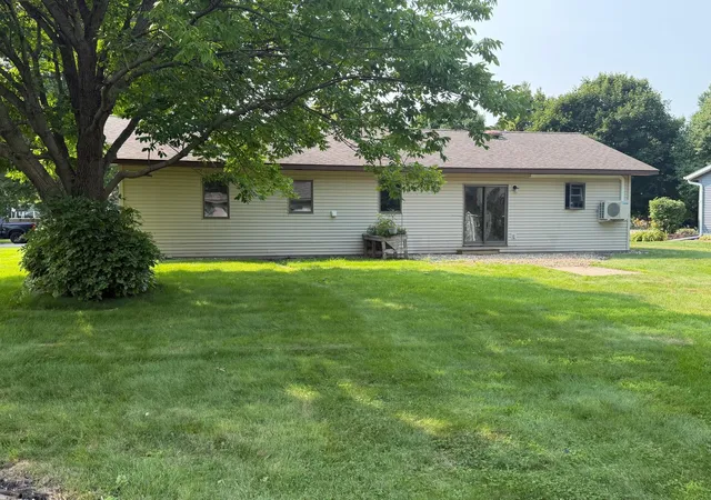 Photo 3 of Single family home for sale at 503 7th Street S, Raymond, MN 56282 | MLS# 7127110 | Listing updated on 2026-09-14