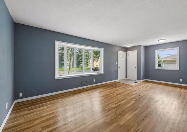 Photo 2 of Sale Pending at 7726 Thomas Ave S, Minneapolis, MN 55423 | MLS# 7127139 | Listing updated on 2026-09-10