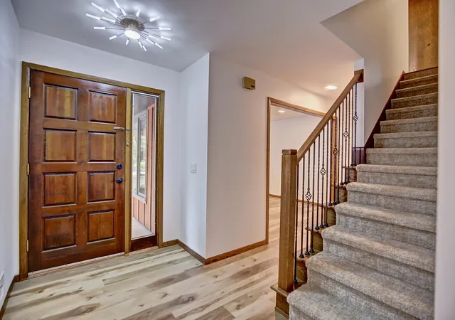 Photo 4 of Sale Pending at 2400 Garland Ln N, Minneapolis, MN 55447 | MLS# 7127143 | Listing updated on 2026-09-11