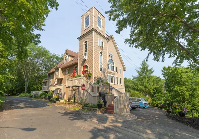 Photo 2 of Condo for sale at 240 Oak St W #240, Stillwater, MN 55082 | MLS# 7127301 | Listing updated on 2026-09-14