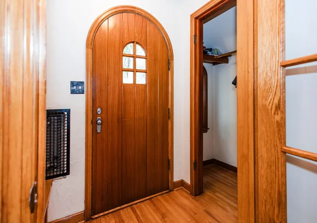 Photo 3 of Single family home for sale at 1101 Summit Ave, Detroit Lakes, MN 56501 | MLS# 7127324 | Listing updated on 2026-09-15