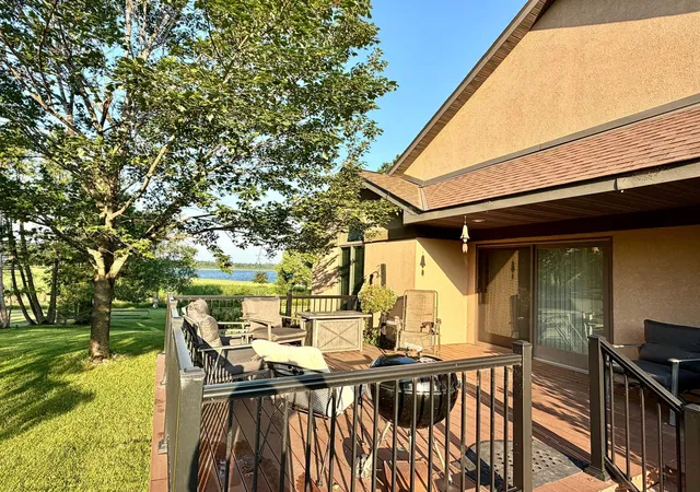 Photo 2 of Townhouse for sale at 511 Irving Beach Dr Sw, Bemidji, MN 56601 | MLS# 7127364 | Listing updated on 2026-09-14