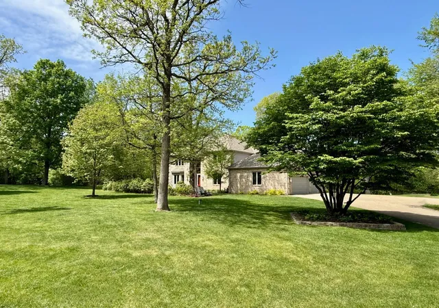 Photo 1 of Single family home for sale at 18650 Verna Ln, Prior Lake, MN 55372 | MLS# 7127397 | Listing updated on 2026-09-14