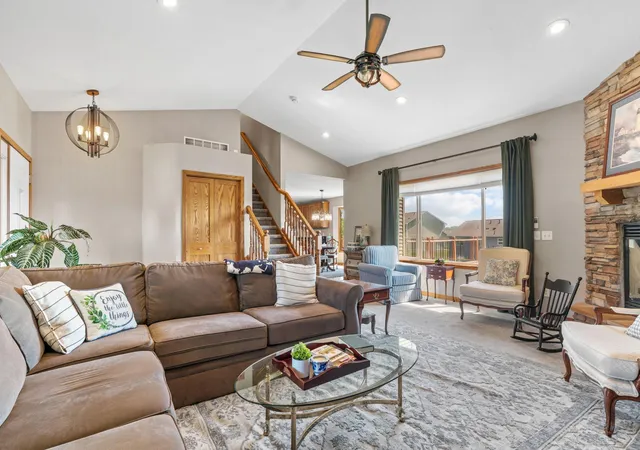 Photo 4 of Single family home for sale at 930 Aspen Cir, Watertown, MN 55388 | MLS# 7127424 | Listing updated on 2026-09-14